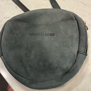 Portland Leather Slate Gray Round Bag